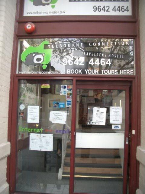 The Melbourne Connection Travellers Hostel Екстериор снимка